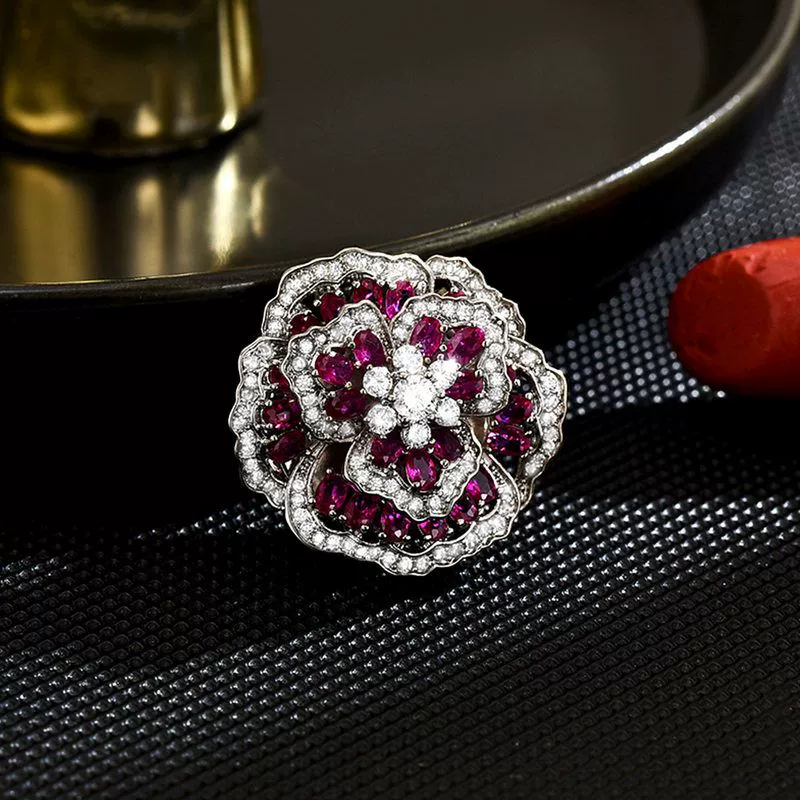 Red Zirconia Rose Brooch – Elegant Fabric-Friendly Sparkle