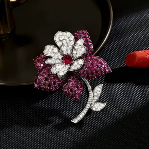 Amethyst Zirconia Brooch – Vintage Floral Elegance