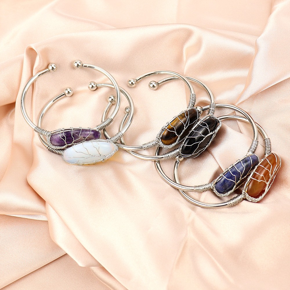 Turquoise Silver Bracelet – Artisan Elegance – 2 Turquoise Silver Bracelet – Artisan Elegance - 2