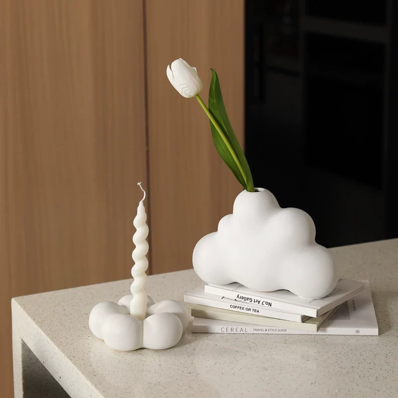 Ceramic Flower Candleholder – Elegant Nordic Design – 2 Ceramic Flower Candleholder – Elegant Nordic Design - 2
