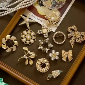 Brooches & Pins