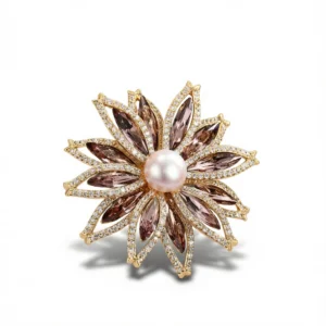 Crystal Sunflower Brooch – Timeless Vintage Sparkle