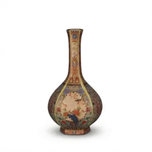 Exquisite 18th Century Porcelain Vase: Stunning Floral Artistry