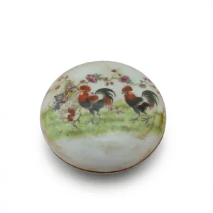Antique Porcelain Box – Exquisite Peony Design