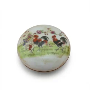 Antique Porcelain Box – Exquisite Peony Design