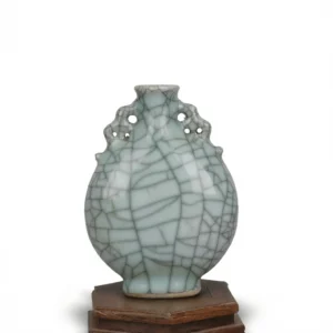 Song Dynasty Vase – Timeless Elegance
