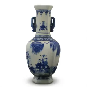 Qing Dynasty Vase – Hand-Painted Elegance - 1