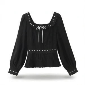 Elegant Lace Blouse: 1 Stunning Design for 2024
