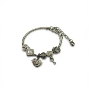Vintage Love Bracelet – Timeless Charm